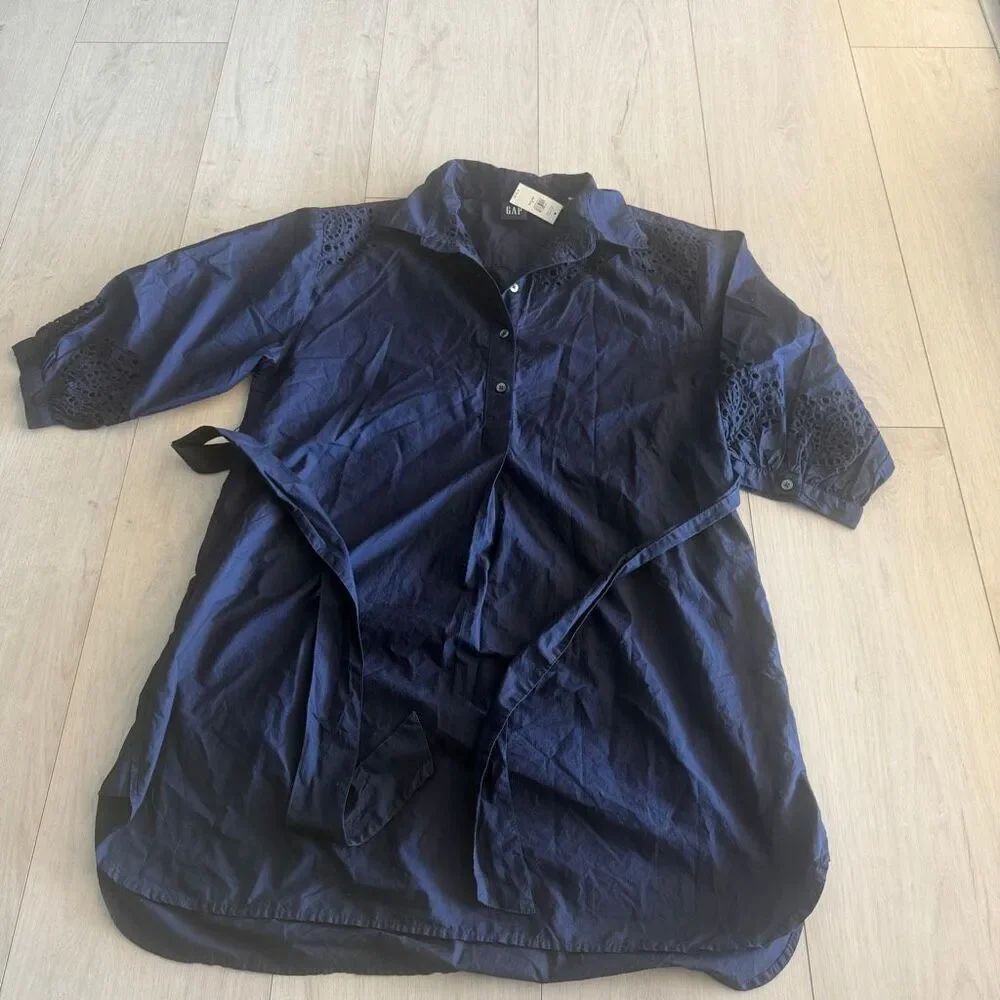 Gap Eyelet Mini Shirtdress  size Lp